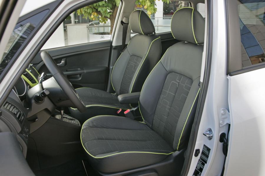  Kia Venga 2010 года  (фото 58 из 199)
